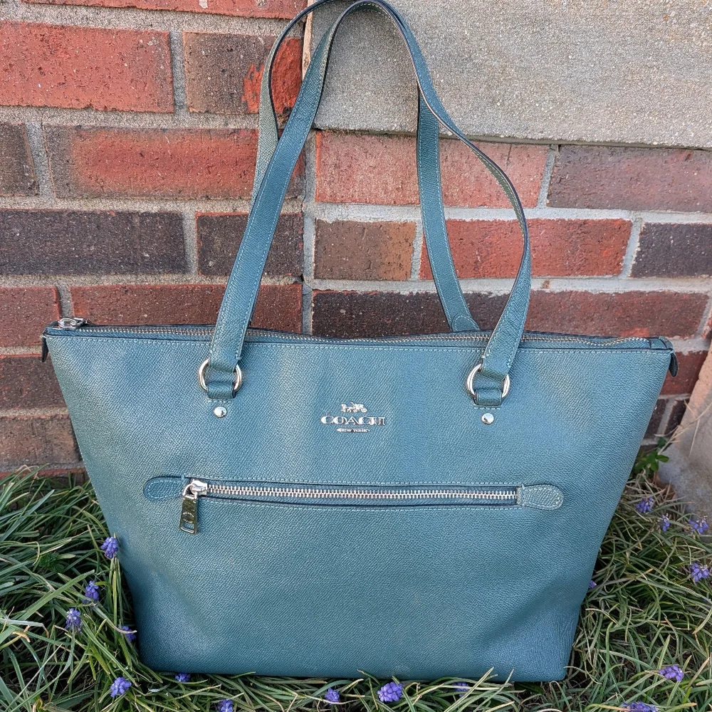 🥰EUC Coach #79608 Zip Top Teal Saffiano Leather Oversized Shoulder Tote Bag - Picture 9 of 16
